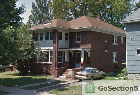 1st image of 1605 S 5th St