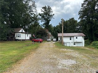 1039 Emerson Ave, Parkersburg, WV 26104