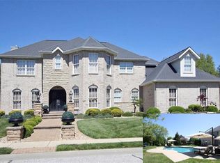 527 Brookline Ct, Caseyville, IL 62232
