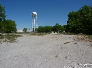 5440 W Interstate Highway 10, Seguin, TX 78155