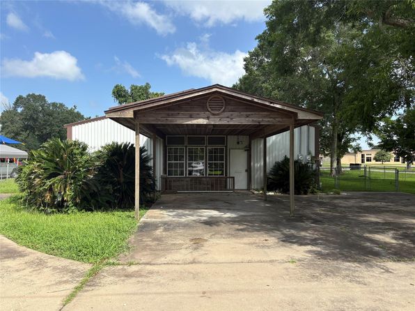200 Gaines St #1