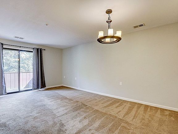 4th image of 9094 N Park Plaza Ct #9094