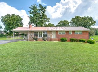 4325 Fairlawn Dr, Kingsport, TN 37663