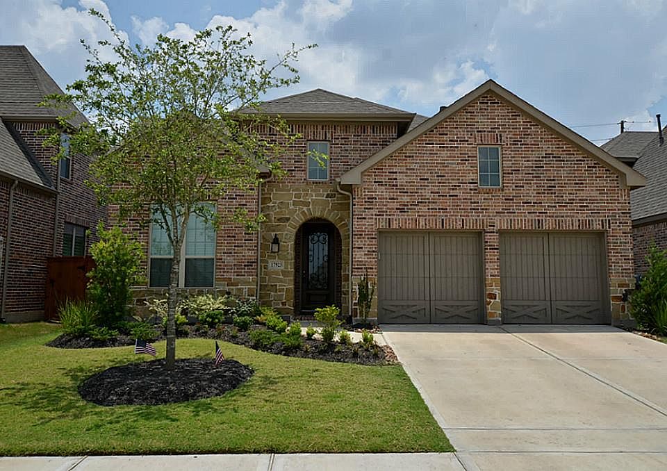 1st image of 17923 Olde Oaks Estate Ct