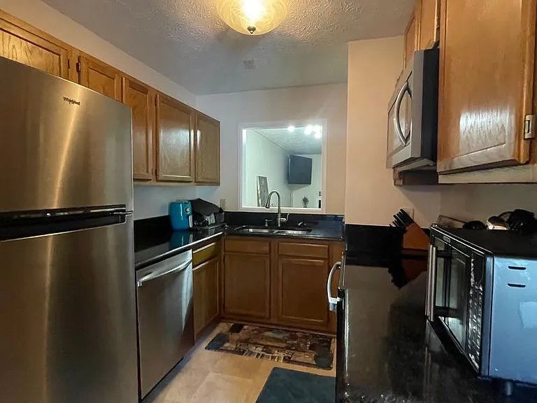 135 Villa Dr #1 — Photo 4