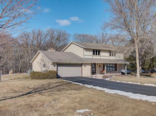 614 Mount Snowdon Rd, Wales, WI 53183
