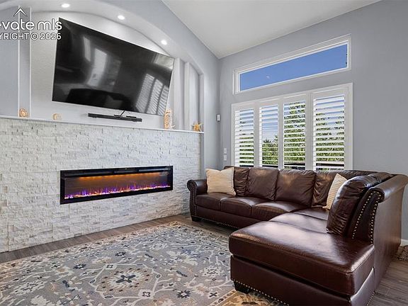 3rd image of 1720 Wild Rye Ct