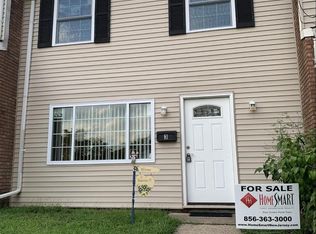 3 Riverview Pl, Willingboro, NJ 08046