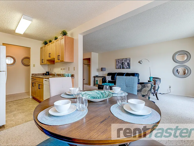 6205 178th St NW — Photo 3