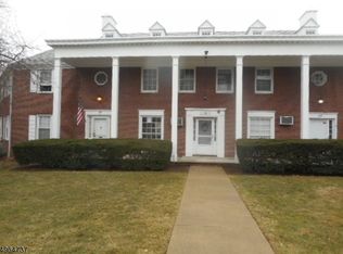 126 B Boyden Ave #B, Maplewood, NJ 07040
