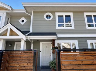 915 Tobruck Ave #13, North Vancouver, BC V7P1V9