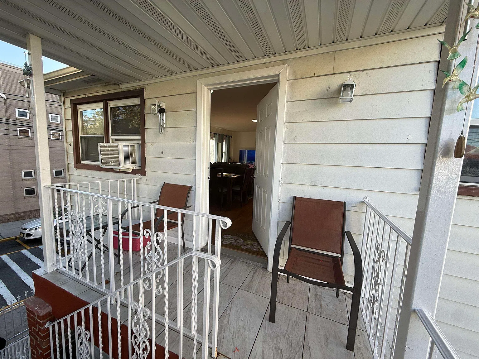 2 bed, 1.0 bath, $2,300 — Photo 3