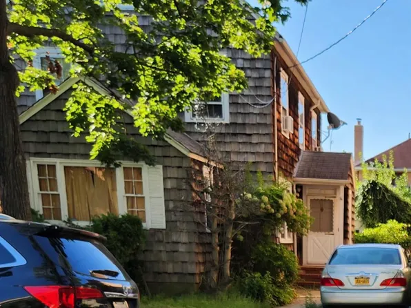 14952 Beech Avenue, Flushing, NY 11355