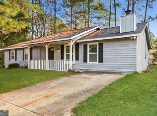 8974 Homewood Dr, Riverdale, GA 30274