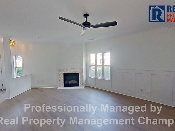 3rd image of 3902 Botsford Ct Unit 101