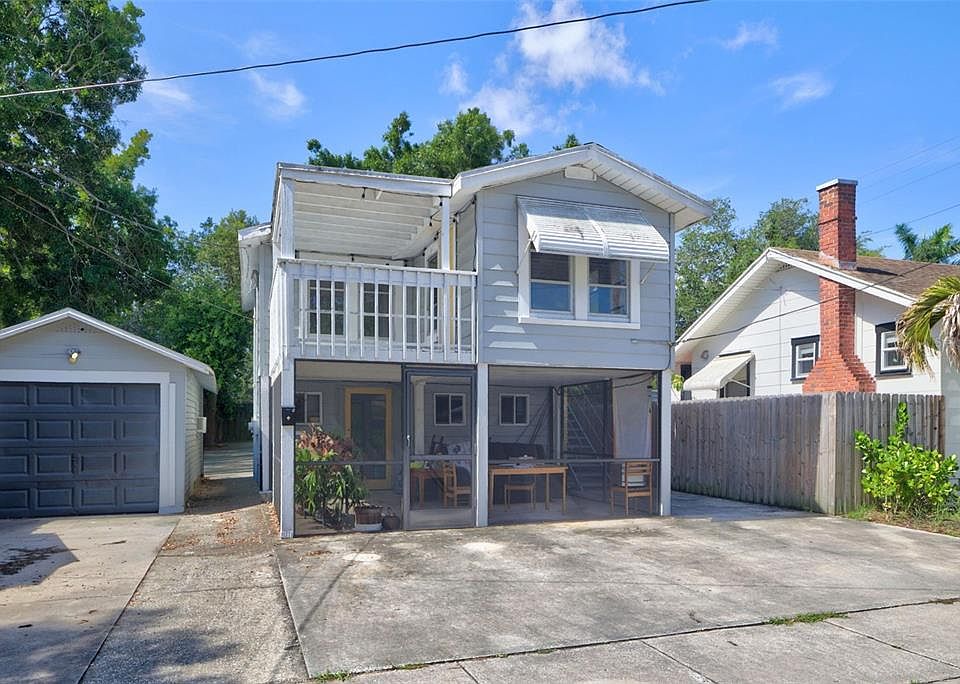 1st image of 860 12TH AVENUE N