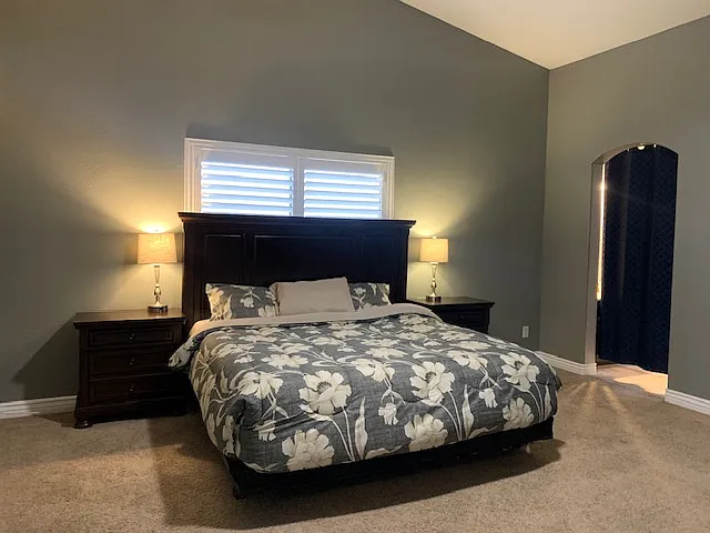1235 W Castle Dr — Photo 20
