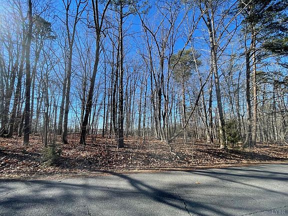 3rd image of 1820 Avondale Dr Lot 1
