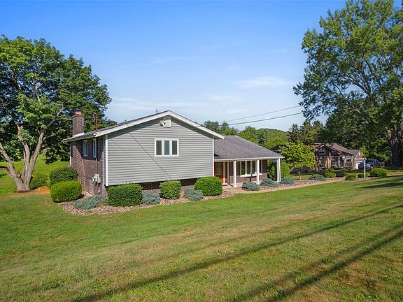 2nd image of 581 Justabout Rd