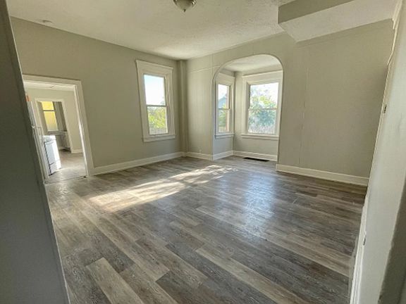 3rd image of 1984 Harrison Ave