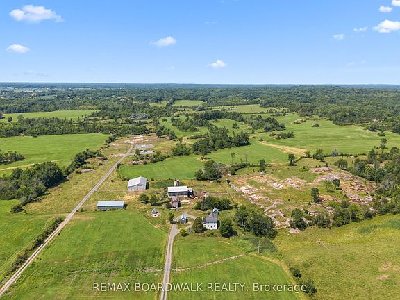 4th image of 202 Marble Rock Rd