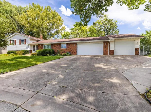 203 Wood Rd, Rockford, IL 61107