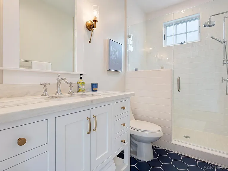 1048 Isabella Ave — Photo 30
