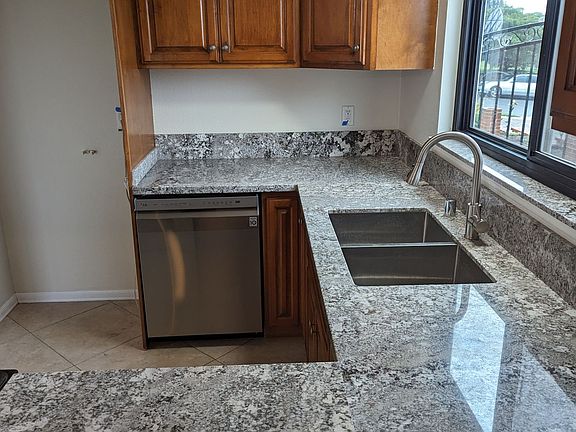 4th image of 3745 Madras Dr