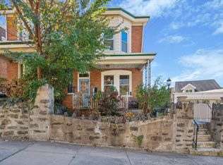 130 Lauriston St, Philadelphia, PA 19128