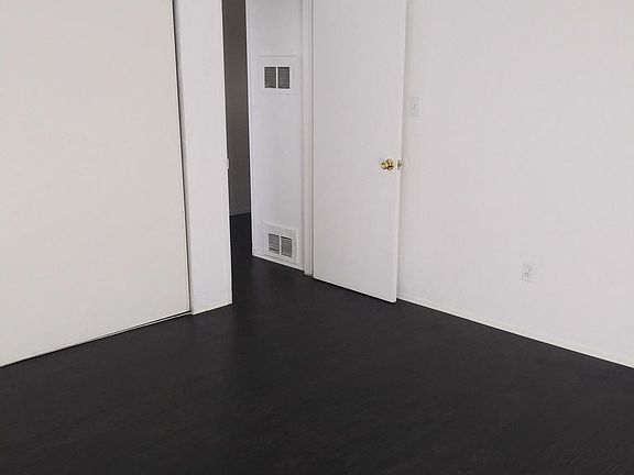 5th image of 940-942 S Flower St #4206