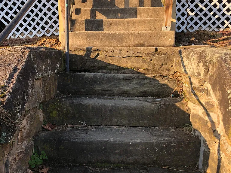 601 View Ave — Photo 23