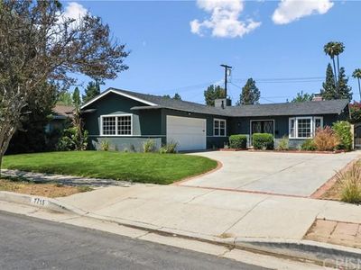 7715 Royer Ave, Canoga Park, CA, 91304