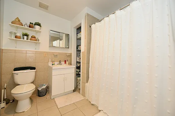 Rented by Spire Group | media 19