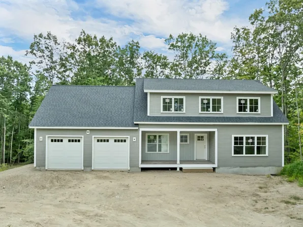 45 Hemlock Drive, Wolfeboro, NH 03894