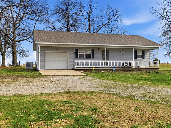 3rd image of 204 N Summit Street