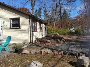 2 Wabash Trl, Andover, NJ 07821