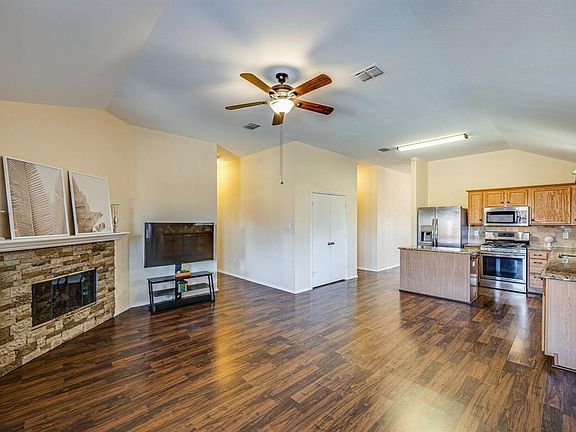 3rd image of 1949 Tawakani Ln