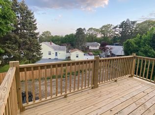 11 Ceres St FLOOR 2, Providence, RI 02908