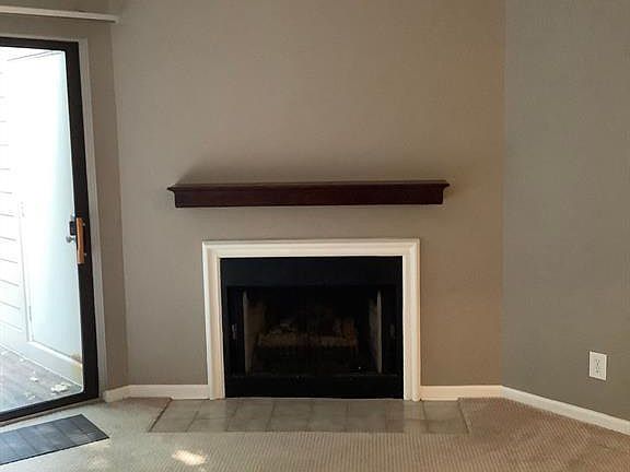5th image of 11869 Sycamore Dr #33