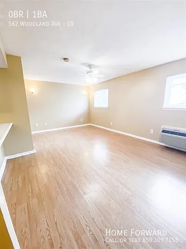 562 Woodland Ave Photo 1