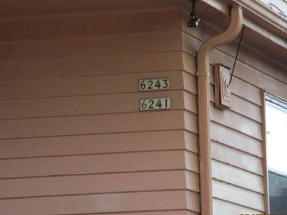 4th image of 6241-6243 W Thurston Ct