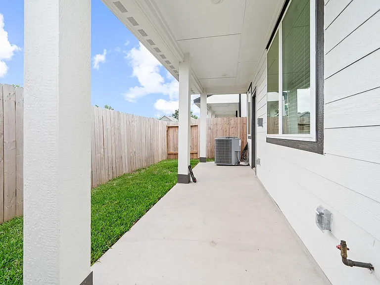 3115 Skyrock Dr — Photo 38