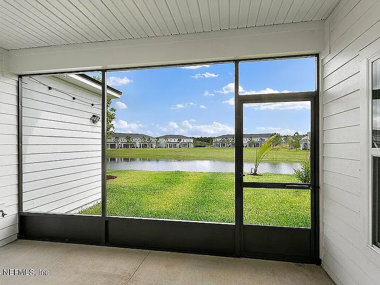 95 Goldcrest Way — Photo 18