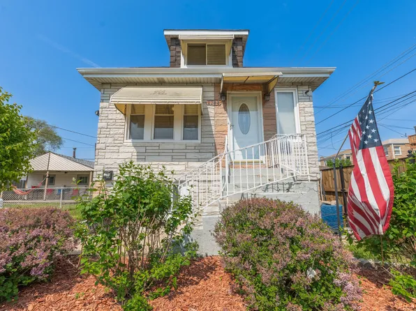 2744 N Mobile Ave, Chicago, IL 60639