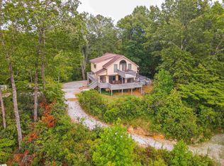 172 Red Bird Hill Ln, Pickens, SC 29671