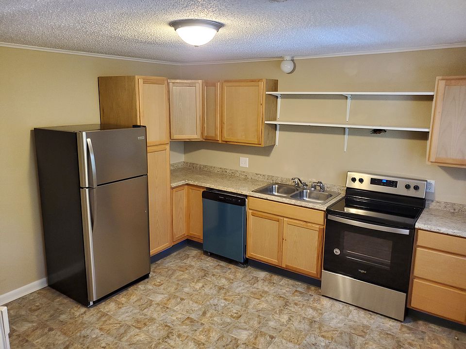 1st image of 6 Trenton St APT 17
