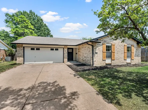 1702 Ridge Rd, Carrollton, TX 75006