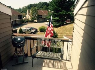 28 Cross Way #2604, Clinton, NJ 08809