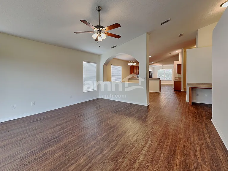 1145 Bluegrass Dr — Photo 8