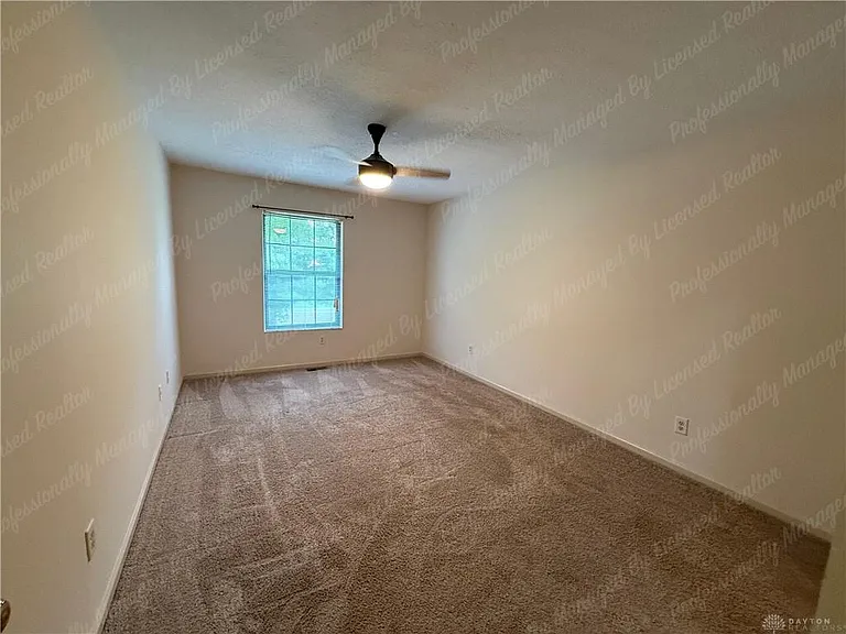 9765 Centerville Creek Ln — Photo 25